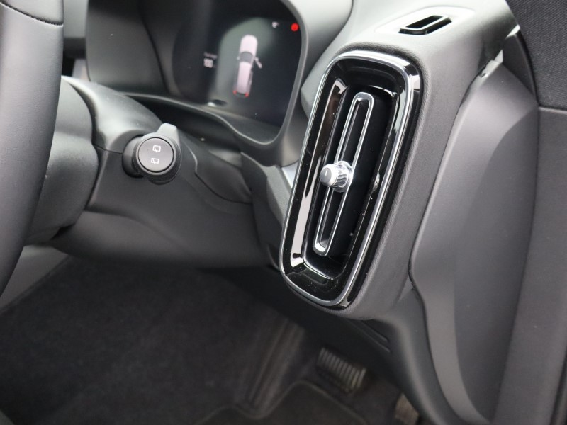 Used Volvo XC40 2025 for sale - 76980949: Photo 20