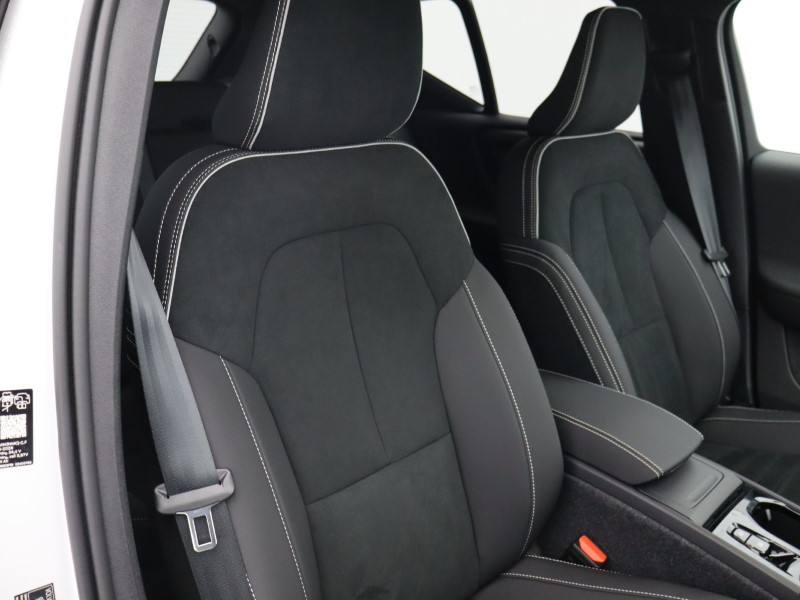 Used Volvo XC40 2025 for sale - 76980949: Photo 24