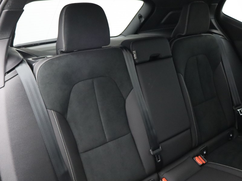 Used Volvo XC40 2025 for sale - 76980949: Photo 31