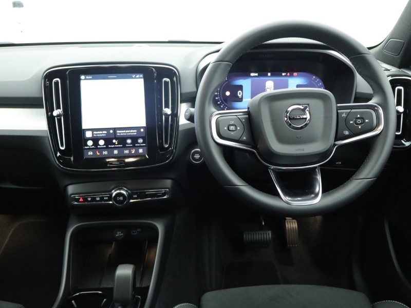 Used Volvo XC40 2025 for sale - 76980949: Photo 33