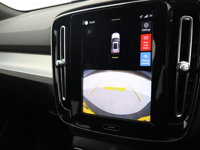 Used Volvo XC40 2025 for sale - 76980949: Photo 39