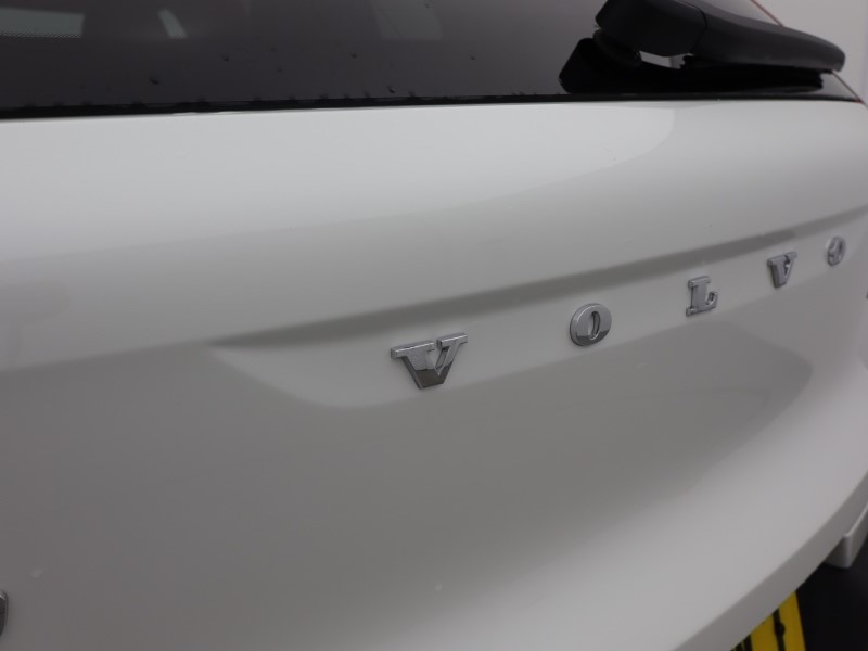 Used Volvo XC40 2025 for sale - 76980949: Photo 53