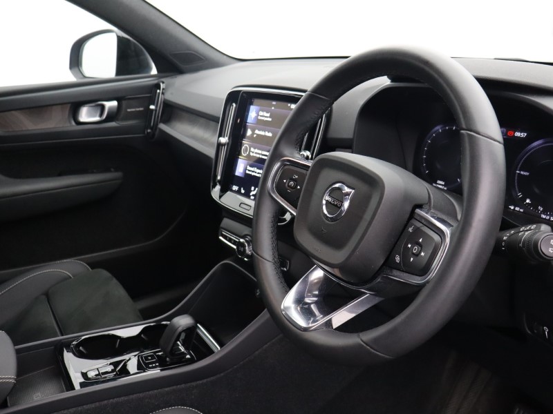 Used Volvo XC40 2023 for sale - 76981582: Photo 22