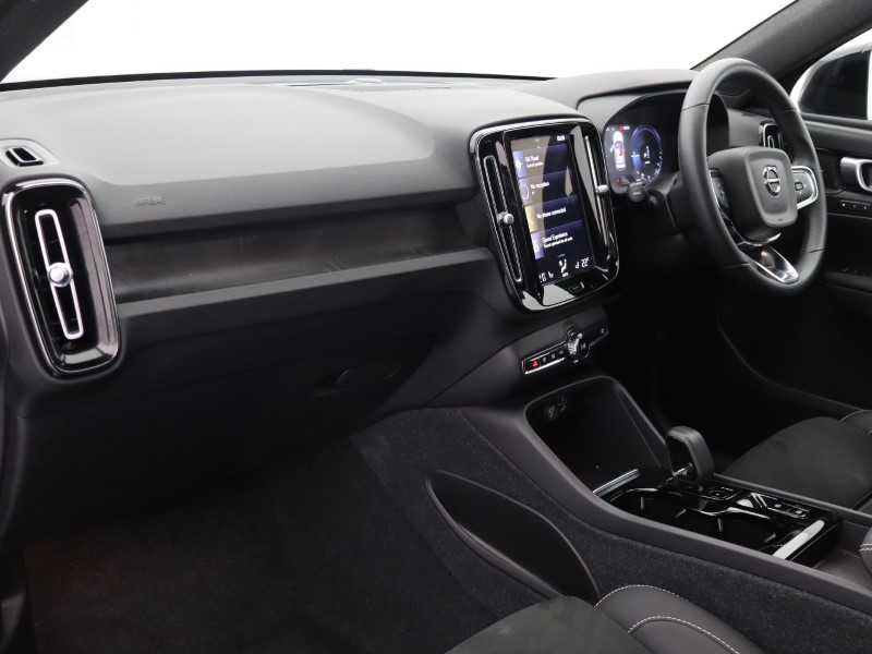 Used Volvo XC40 2023 for sale - 76981582: Photo 27