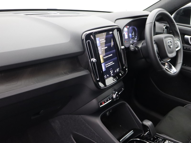 Used Volvo XC40 2023 for sale - 76981582: Photo 28