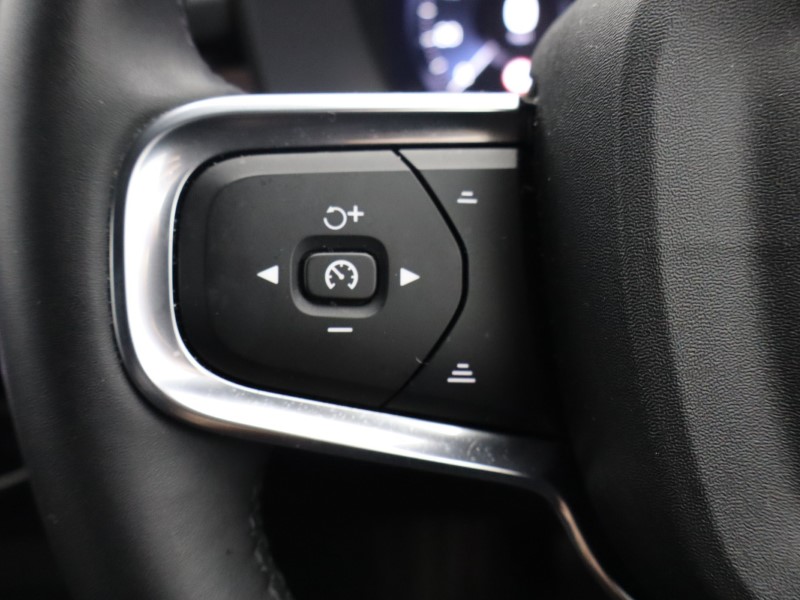 Used Volvo XC40 2023 for sale - 76981582: Photo 36