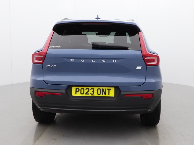 Used Volvo XC40 2023 for sale - 76981582: Photo 8