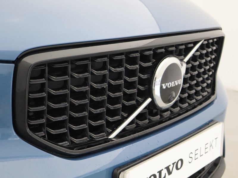 Used Volvo XC40 2023 for sale - 78133666: Photo 18