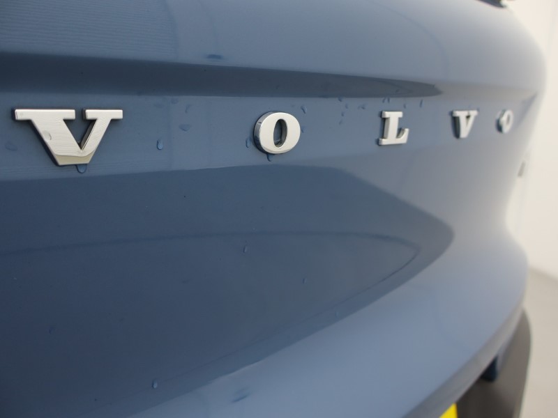 Used Volvo XC40 2023 for sale - 78133666: Photo 24