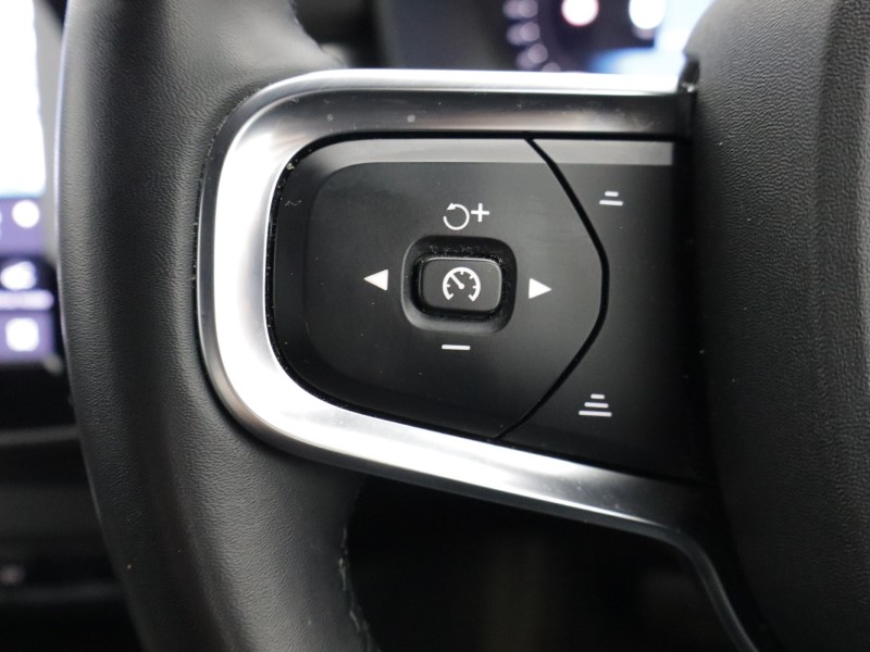 Used Volvo XC40 2023 for sale - 78133666: Photo 49