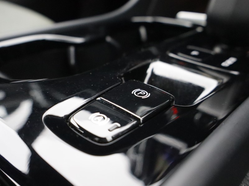 Used Volvo XC40 2023 for sale - 78133666: Photo 62