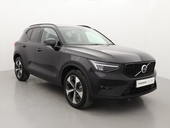 Used Volvo XC40 2025 for sale - 76980982: Photo
