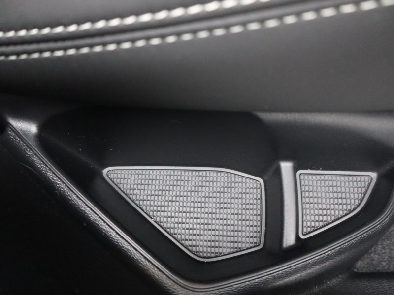 Used Volvo XC40 2025 for sale - 76980982: Photo 31