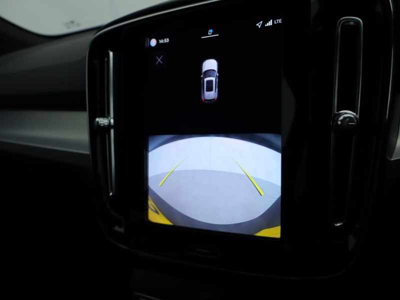 Used Volvo XC40 2025 for sale - 76980982: Photo 40