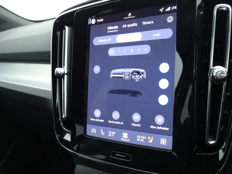 Used Volvo XC40 2025 for sale - 76980982: Photo 45