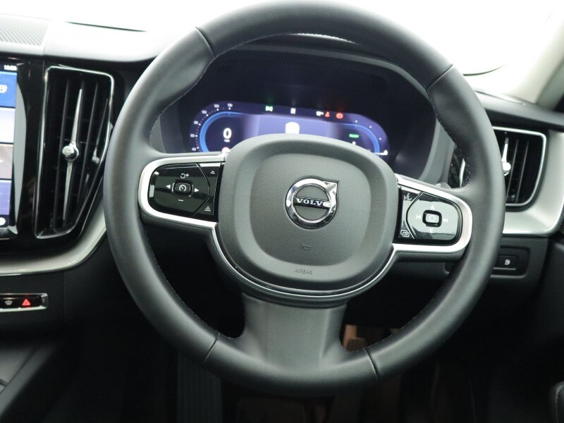 Used Volvo XC60 2025 for sale - 76982265: Photo 38