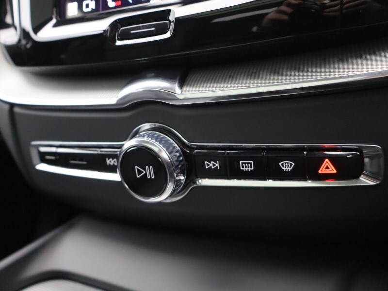 Used Volvo XC60 2025 for sale - 76982265: Photo 56