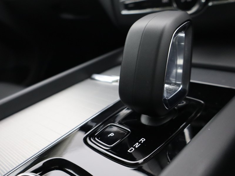 Used Volvo XC60 2025 for sale - 76982265: Photo 57