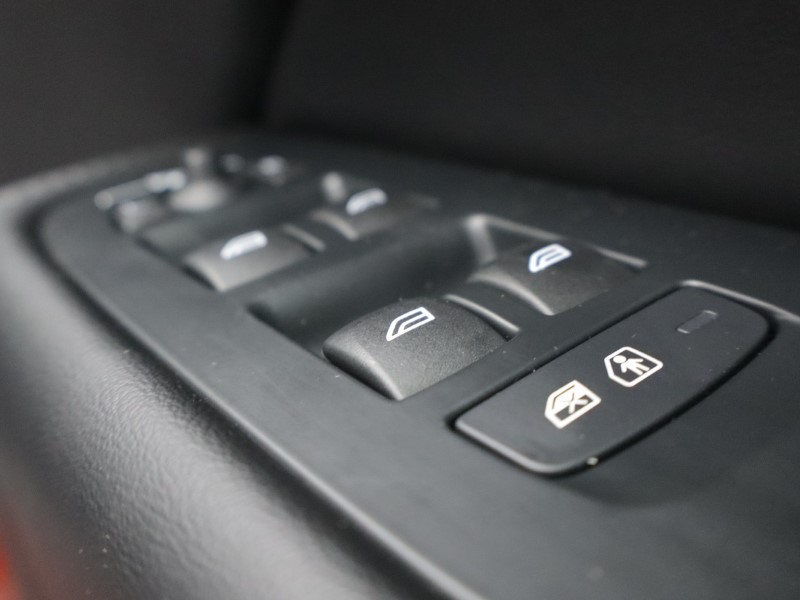 Used Volvo XC60 2023 for sale - 77353914: Photo 28