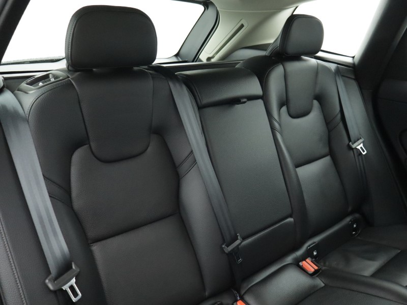 Used Volvo XC60 2023 for sale - 77353914: Photo 40