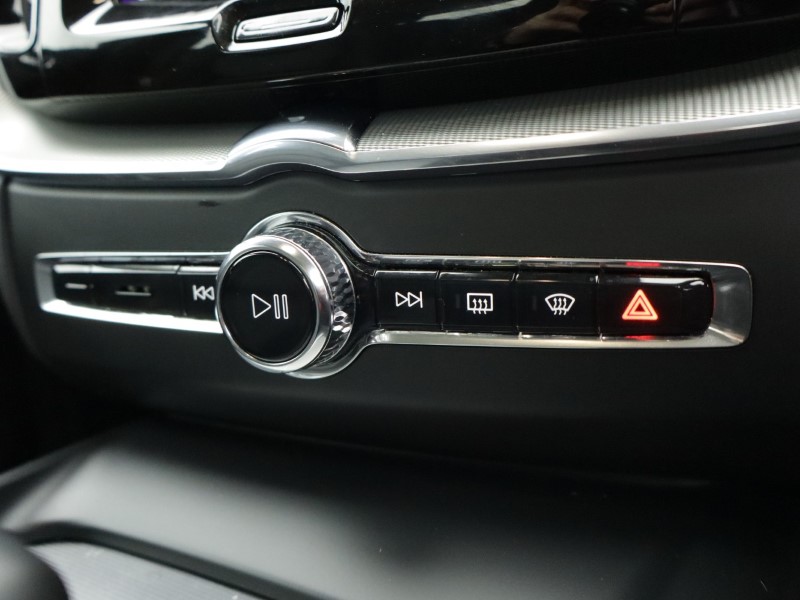 Used Volvo XC60 2023 for sale - 77353914: Photo 54