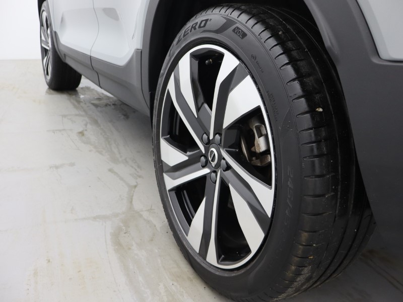 Used Volvo XC40 2025 for sale - 76982268: Photo 13