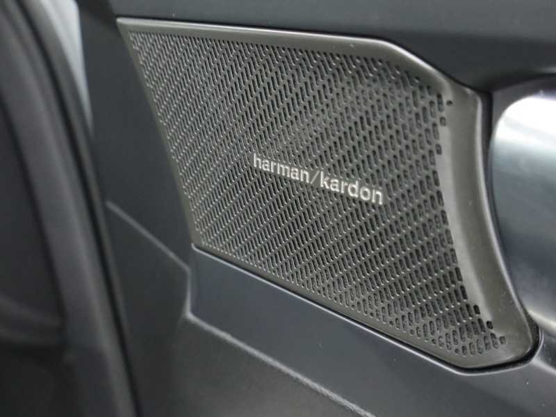 Used Volvo XC40 2025 for sale - 76982268: Photo 34