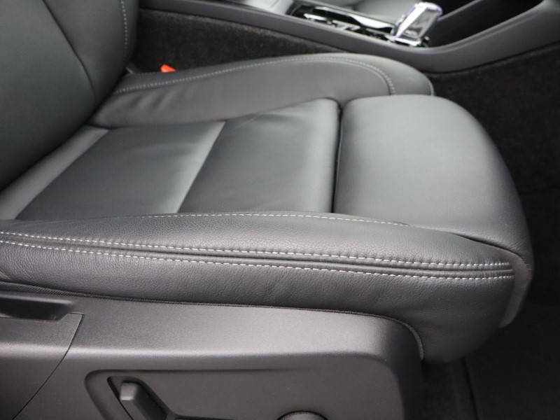 Used Volvo XC40 2025 for sale - 76982268: Photo 40