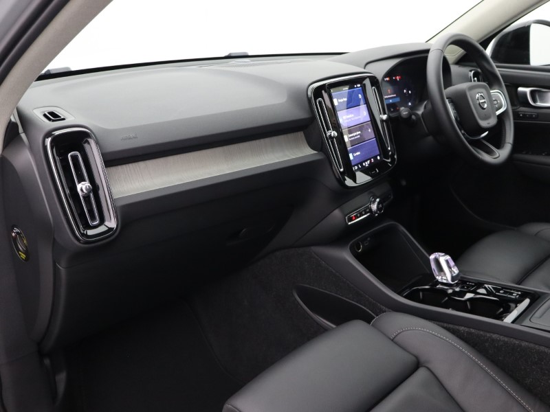 Used Volvo XC40 2025 for sale - 76982268: Photo 43