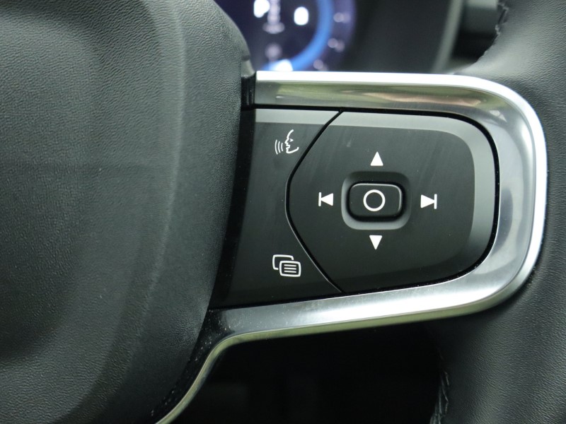 Used Volvo XC40 2025 for sale - 76982268: Photo 54