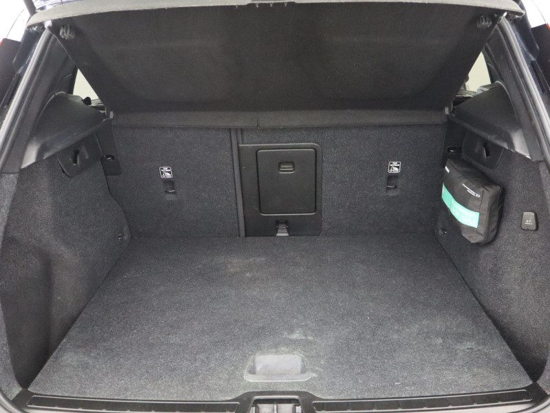 Used Volvo XC40 2021 for sale - 77036181: Photo 22