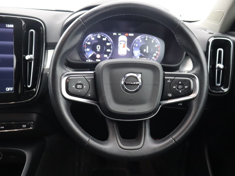 Used Volvo XC40 2021 for sale - 77036181: Photo 40