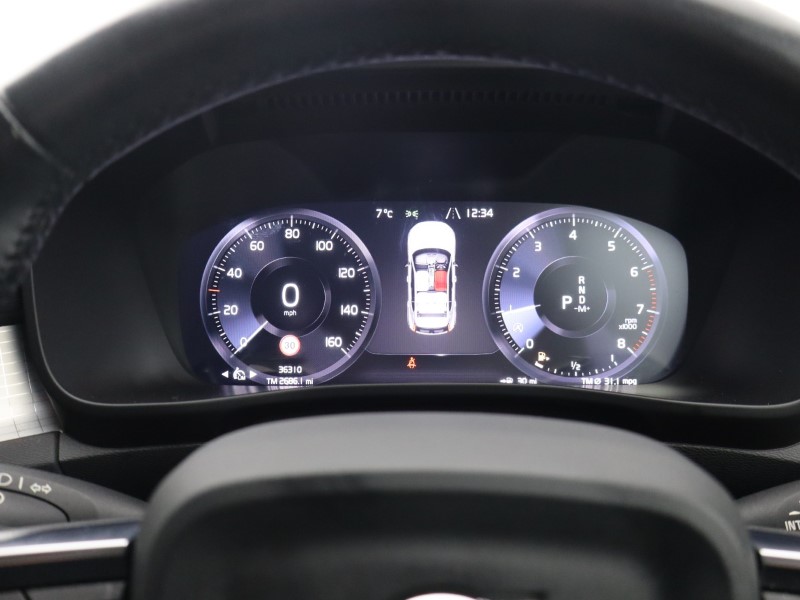 Used Volvo XC40 2021 for sale - 77036181: Photo 43