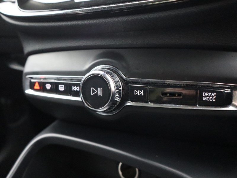 Used Volvo XC40 2021 for sale - 77036181: Photo 47