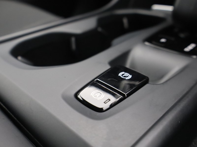 Used Volvo XC40 2021 for sale - 77036181: Photo 51