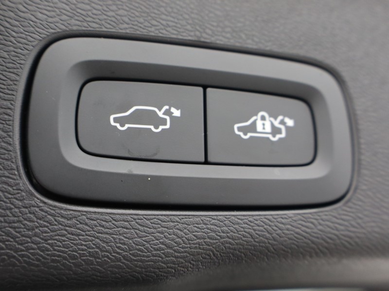 Used Volvo XC60 2025 for sale - 77159191: Photo 26