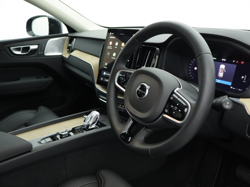 Used Volvo XC60 2025 for sale - 77159191: Photo 40