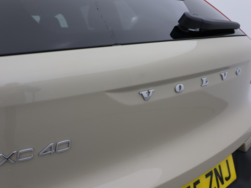 Used Volvo XC40 2025 for sale - 76981918: Photo 15