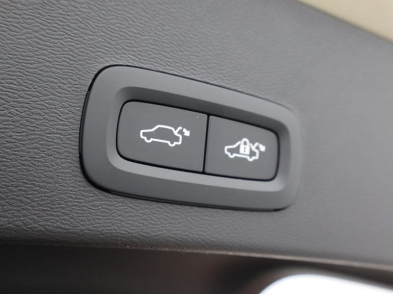 Used Volvo XC40 2025 for sale - 76981918: Photo 19