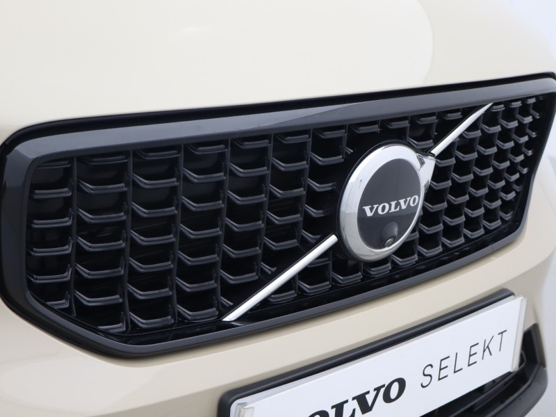 Used Volvo XC40 2025 for sale - 76981918: Photo 25