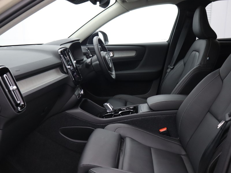 Used Volvo XC40 2025 for sale - 76981918: Photo 27