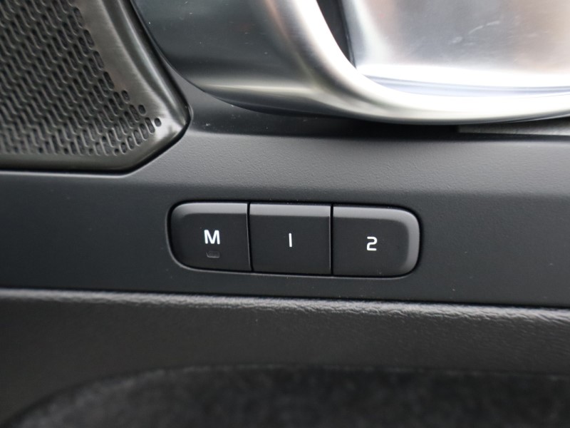 Used Volvo XC40 2025 for sale - 76981918: Photo 33