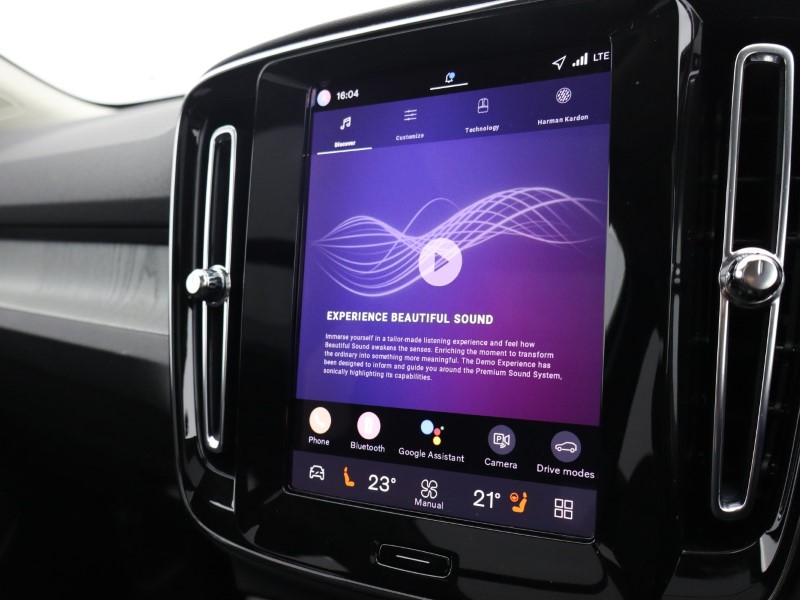 Used Volvo XC40 2025 for sale - 76981918: Photo 60