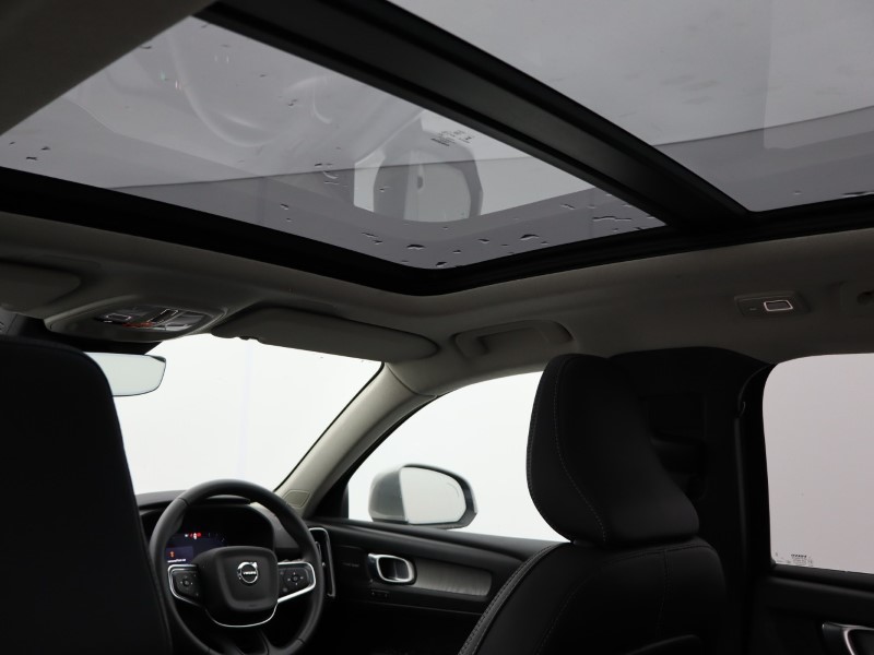 Used Volvo XC40 2024 for sale - 76981069: Photo 38