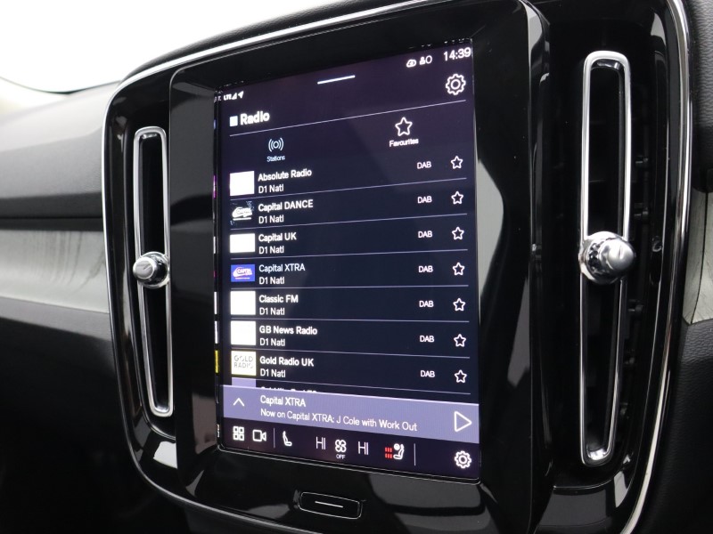 Used Volvo XC40 2024 for sale - 76981069: Photo 44