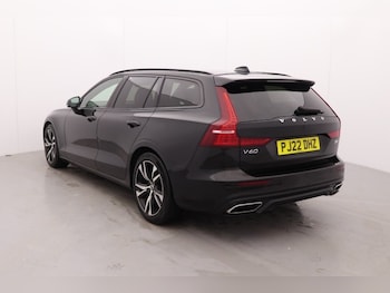 Used Volvo V60 2022 for sale - 76982175: Photo