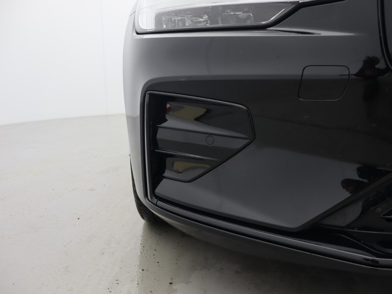 Used Volvo V60 2022 for sale - 76982175: Photo 42