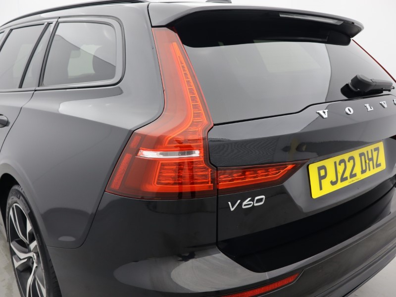 Used Volvo V60 2022 for sale - 76982175: Photo 44