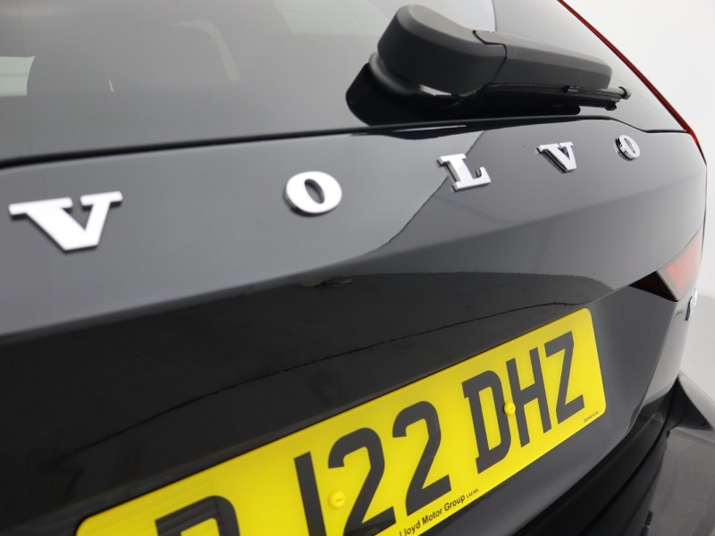 Used Volvo V60 2022 for sale - 76982175: Photo 45