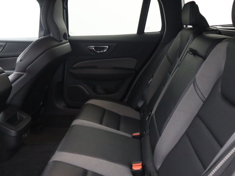 Used Volvo V60 2022 for sale - 76982175: Photo 7